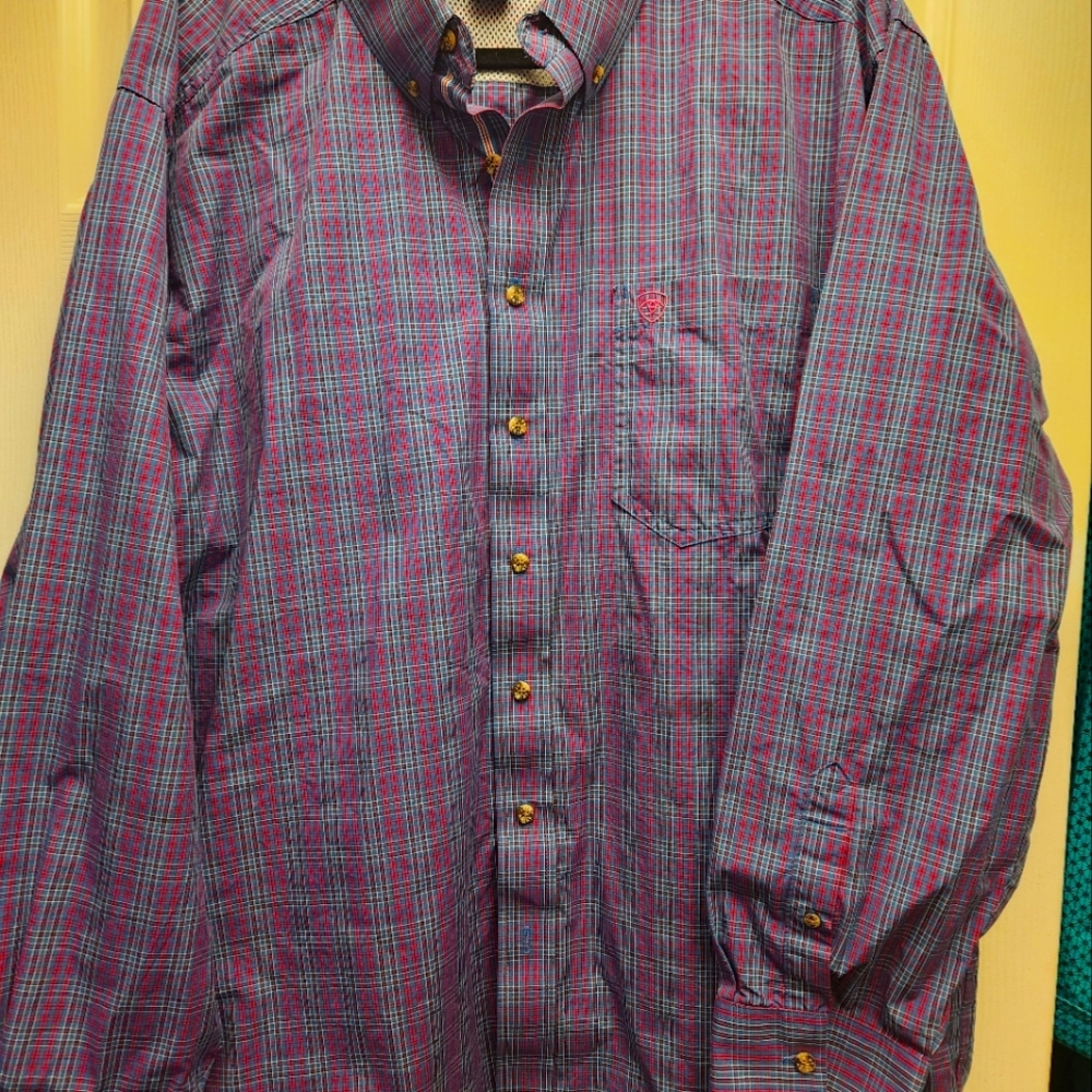 Ariat pro long sleeve button up shirt